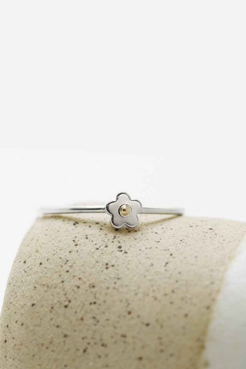 Bague mini marguerite // 2 tons