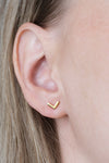 Boucles d'oreilles petits chevrons // Doré