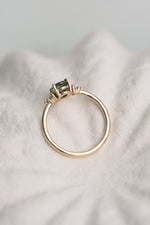 ALICE ring // 1ct green sapphire