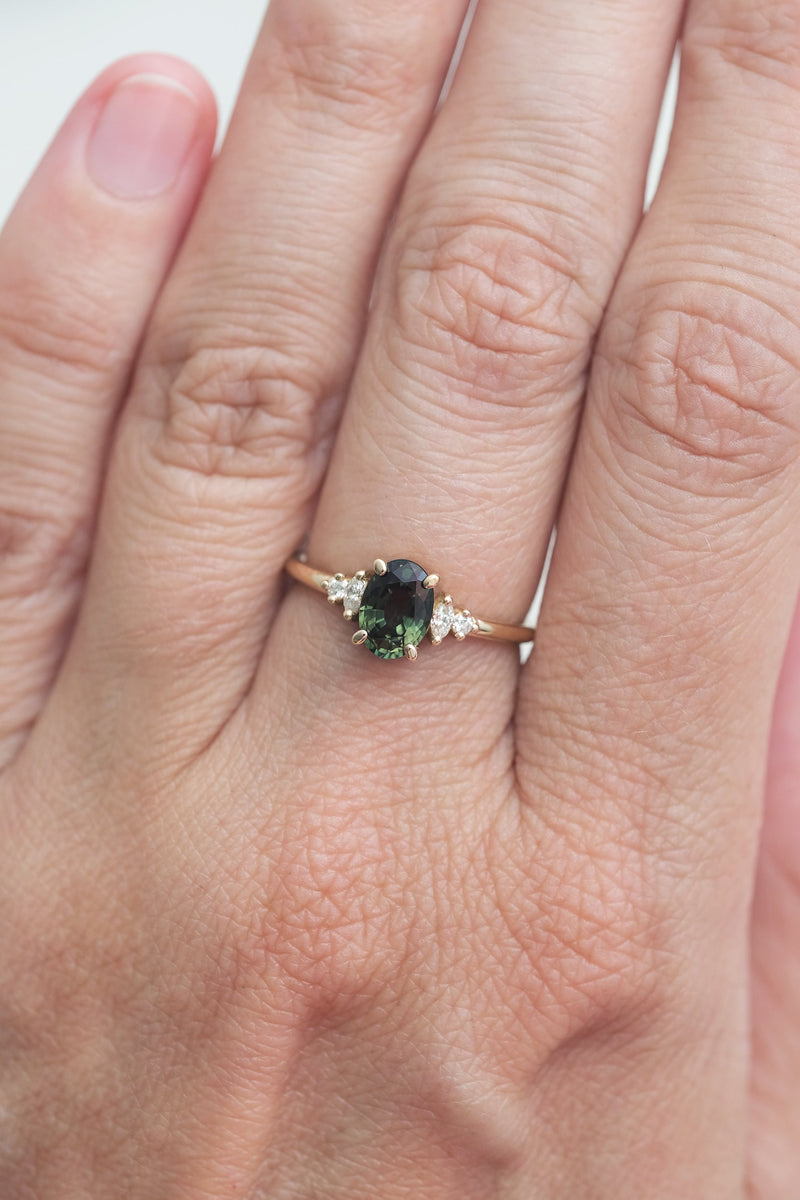ALICE ring // 1ct green sapphire