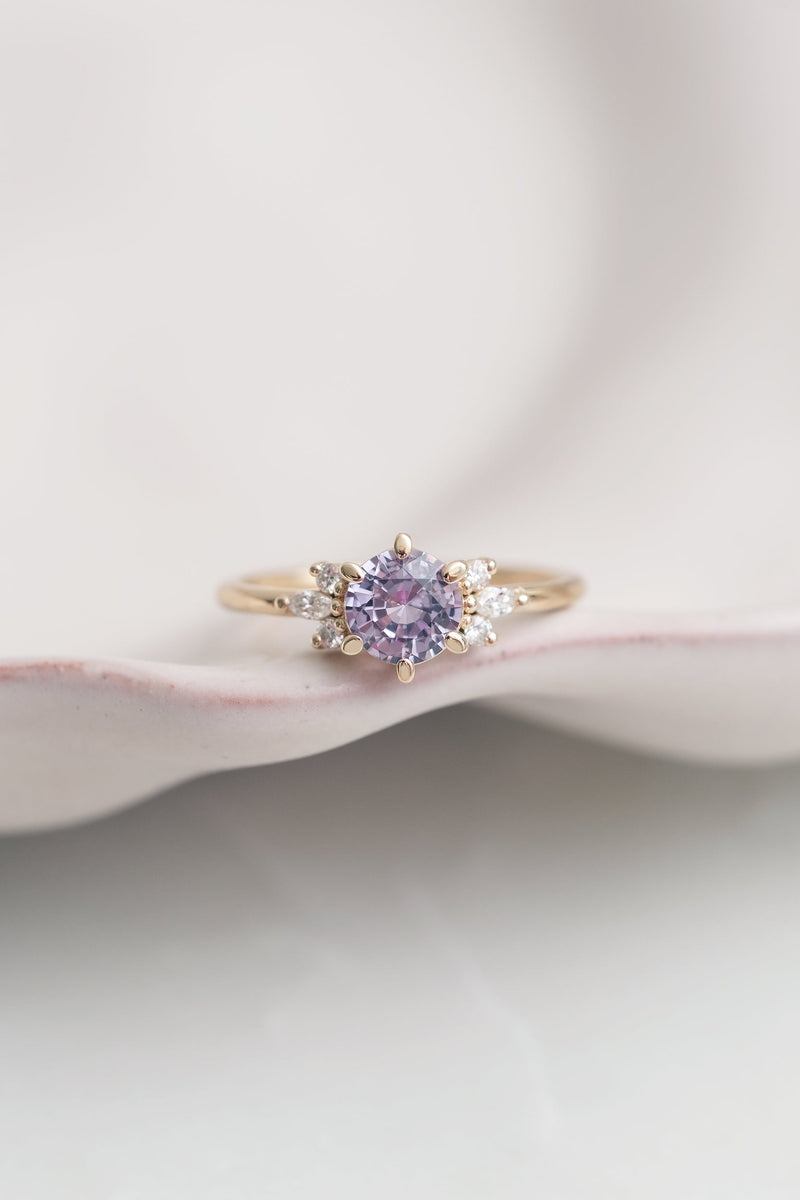 PRÊTE À PARTIR // Bague ELENA // Saphir lilas 1ct