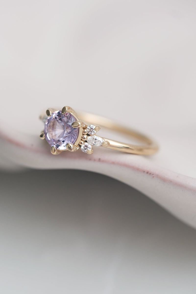 PRÊTE À PARTIR // Bague ELENA // Saphir lilas 1ct