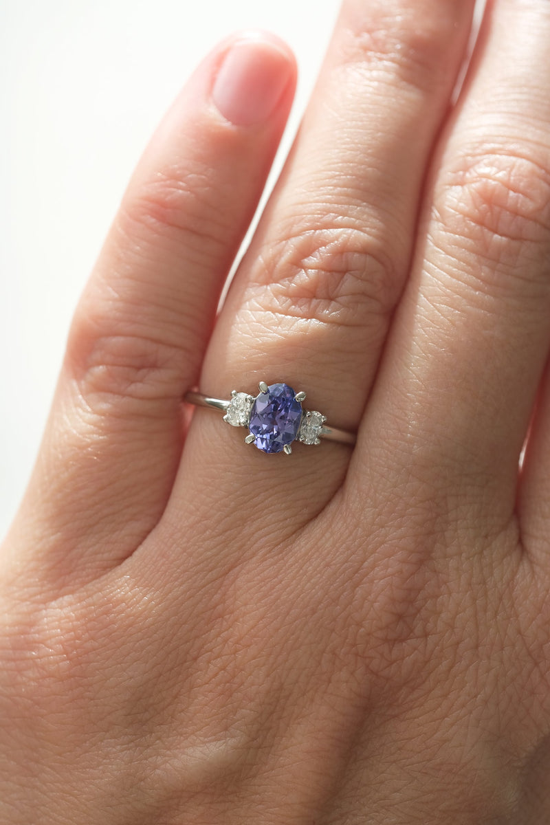 READY TO SHIP // FLAVIE Ring // Indigo Blue Sapphire 1.07ct