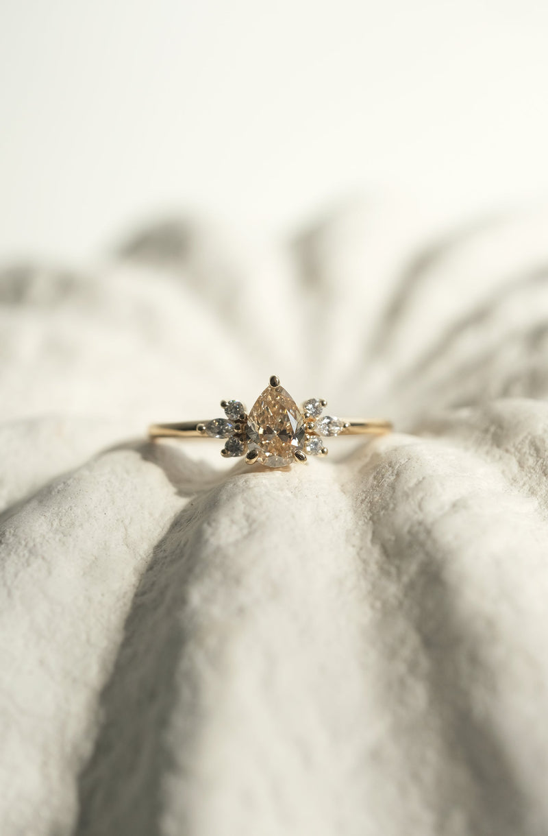 READY TO SHIP // HOLLY ring // Champagne pear diamond 0.52ct