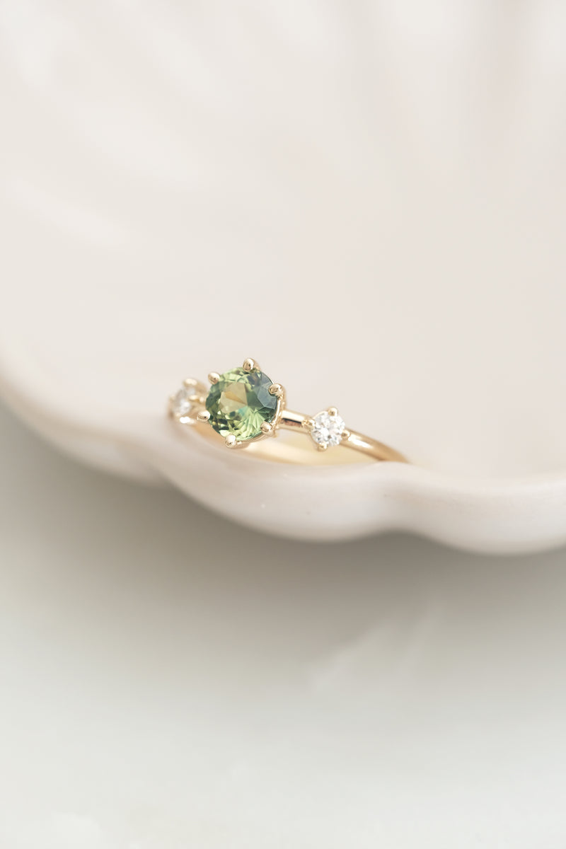 PRÊTE À PARTIR // Bague ISABELA // Saphir vert 0.73ct