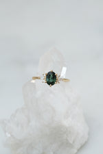 PRÊTE À PARTIR // Bague JANE - Saphir vert Australien