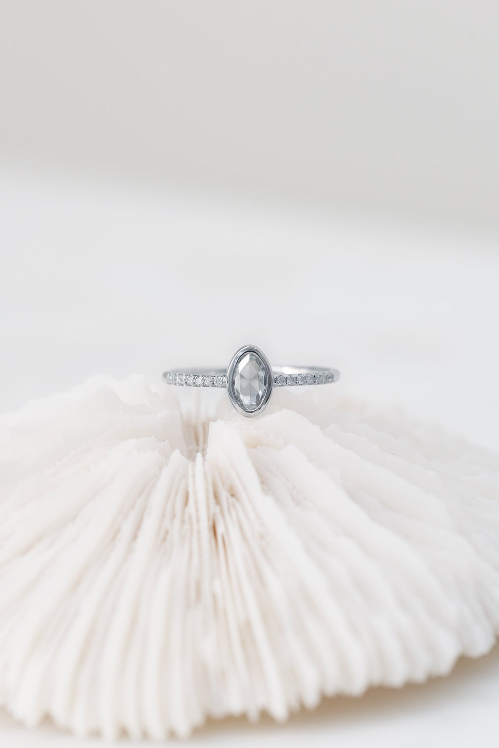 READY TO SHIP // MILA Ring + pavé // 0.30ct Canadian Diamond