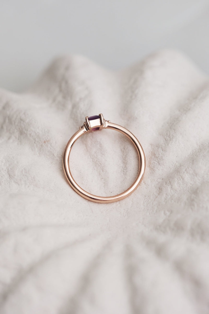 PRÊTE À PARTIR // Bague NOLA // Saphir mauve