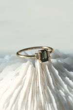 READY TO SHIP // RHYA Ring // Green Sapphire