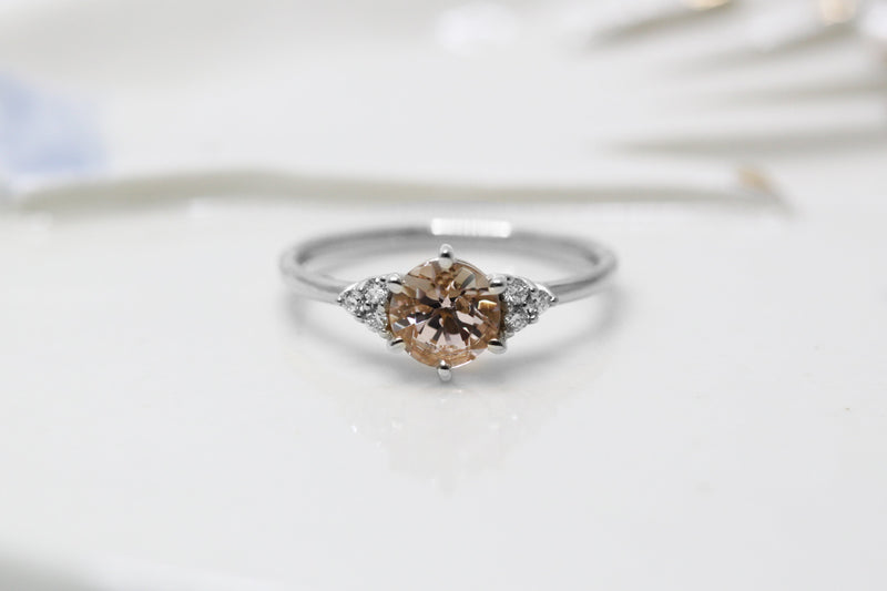 TALIA ring // Morganite 6 mm