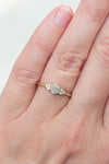 PRÊTE À PARTIR // Bague TALIA // Diamant gris pâle 0,38ct + Diamants blancs