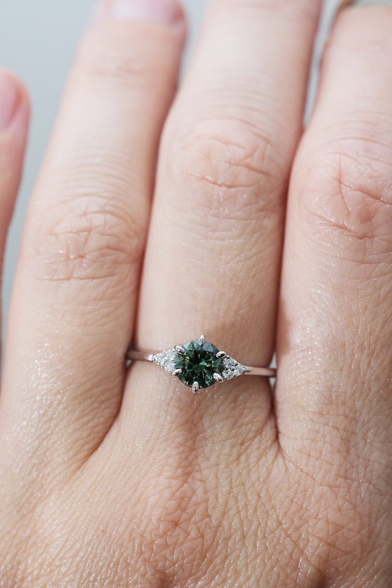 TALIA ring // 1.02ct green Australian sapphire