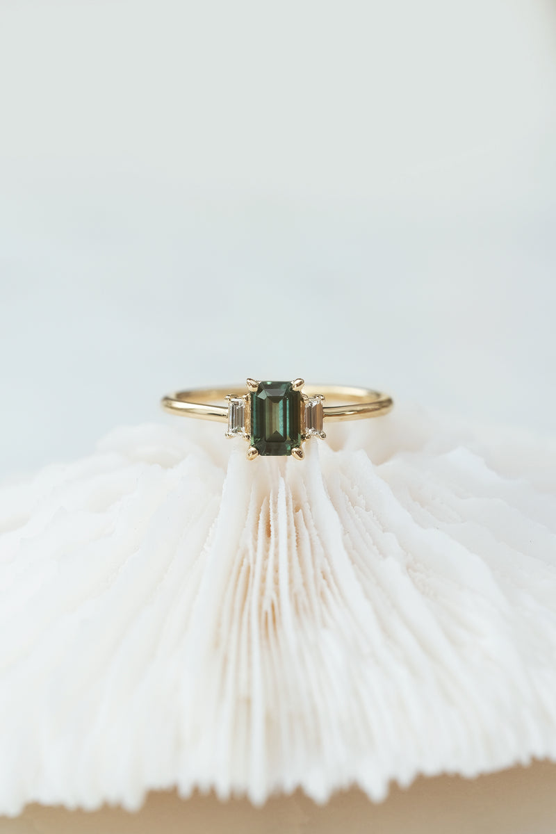 READY TO SHIP // RHYA Ring // Green Sapphire