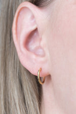 Hoop earrings // 12 mm Gold