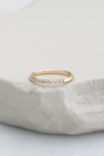 CHARLIE 2 mm band // 7x diamonds