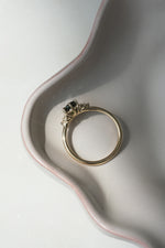ISLA Ring // 1ct Green Sapphire