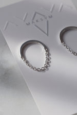 Boucles d'oreilles arc + chaîne // Argent