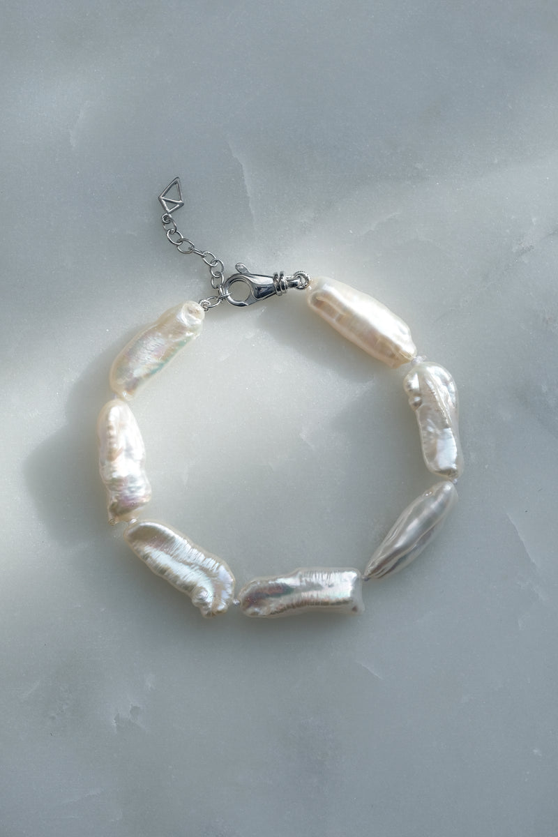 IMPARFAIT // Bracelet perles Biwa baroques // Argent