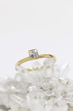 Bague STELLA // Diamant Carré