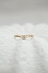 Oval Solitaire Ring // Diamond 0.20ct