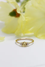 TALIA ring // Yellow sapphire