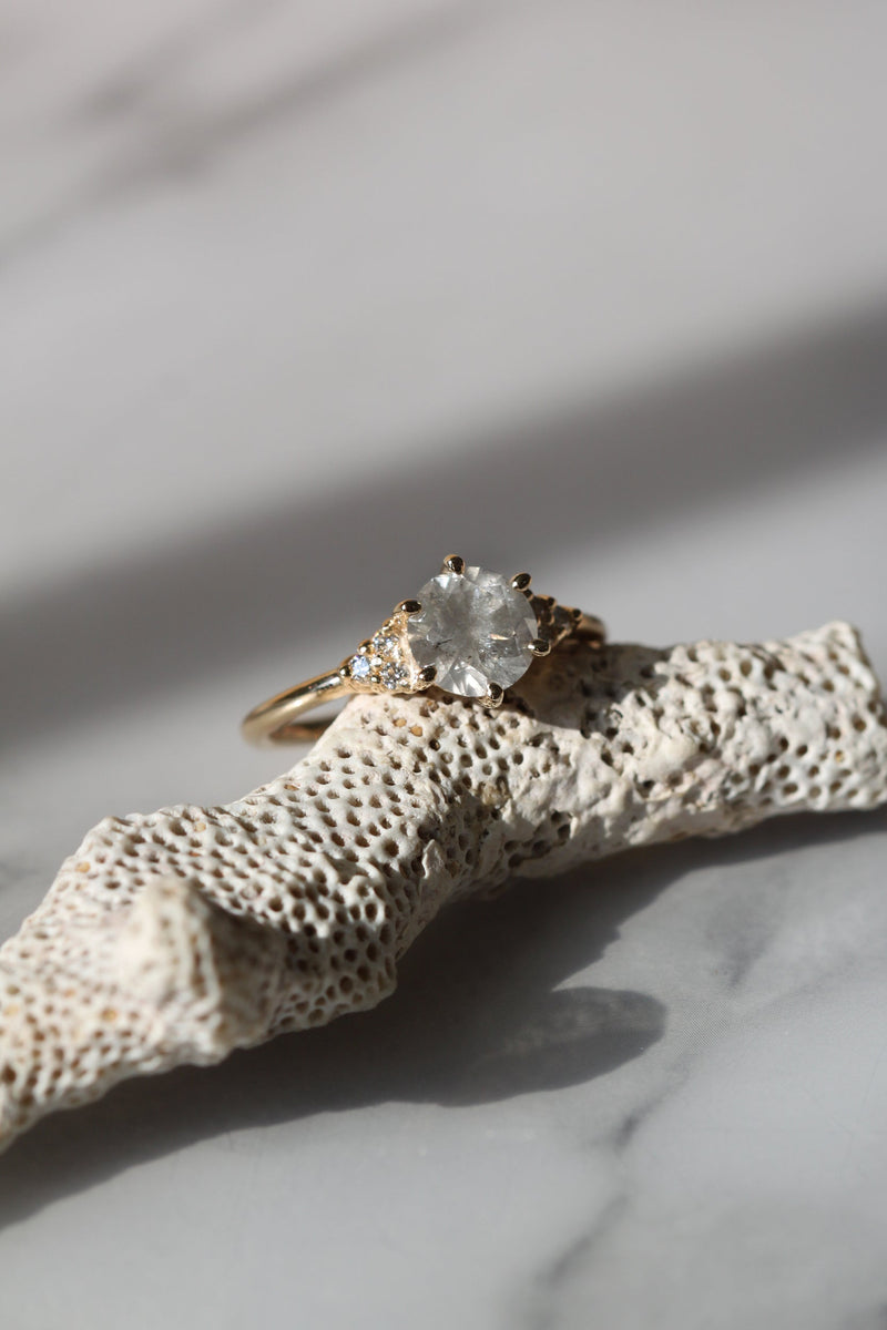 PRÊTE À PARTIR // Bague TALIA // Diamant gris pâle 1,17 ct