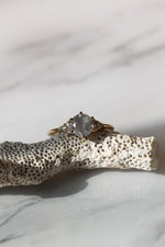 PRÊTE À PARTIR // Bague TALIA // Diamant gris pâle 1,17 ct