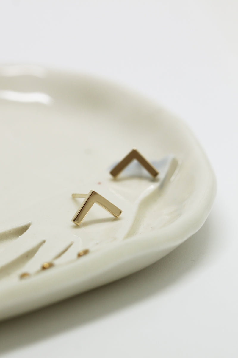 Arrow earrings // 14k Gold