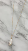 ONLINE EXCLUSIVE - Baroque pearl necklace + golden ball chain