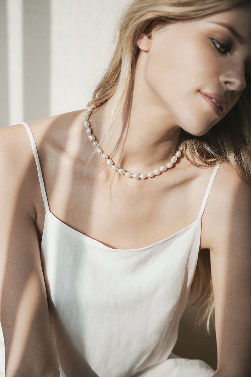 Collier de perles baroques ovales