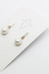 Boucles d'oreilles barres + perles baroques // 2 tons