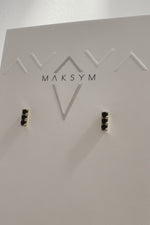 DERNIERS EXEMPLAIRES // Boucles d'oreilles barres + 3 spinelles noir // Argent