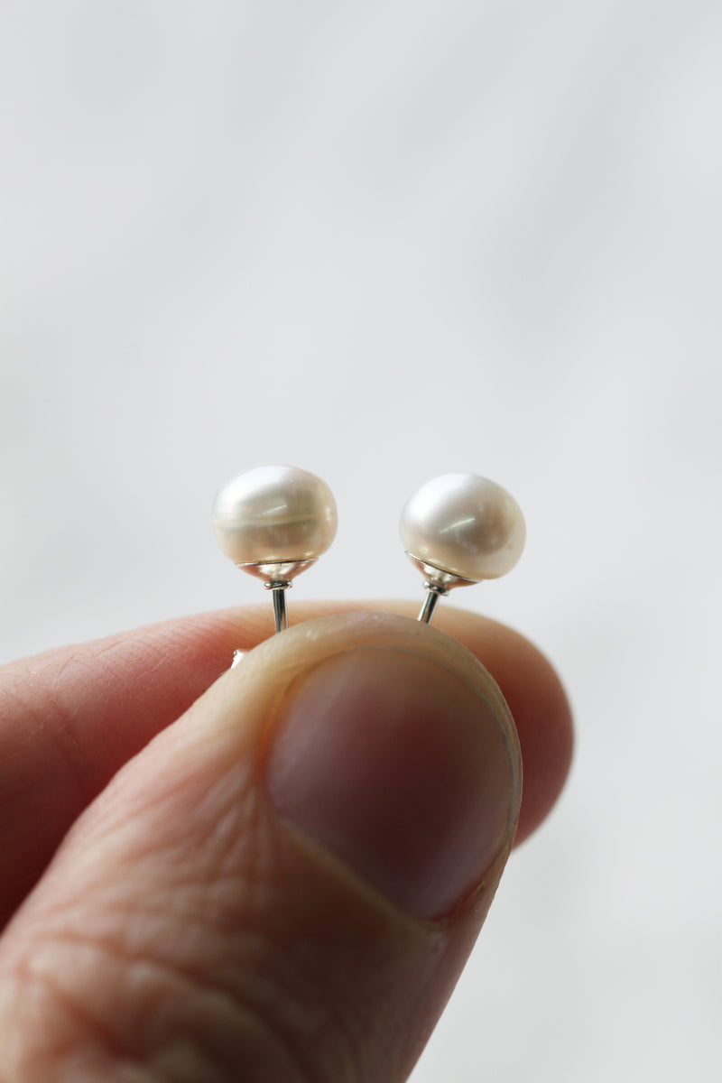 IMPERFECT - 5 mm white pearl earrings