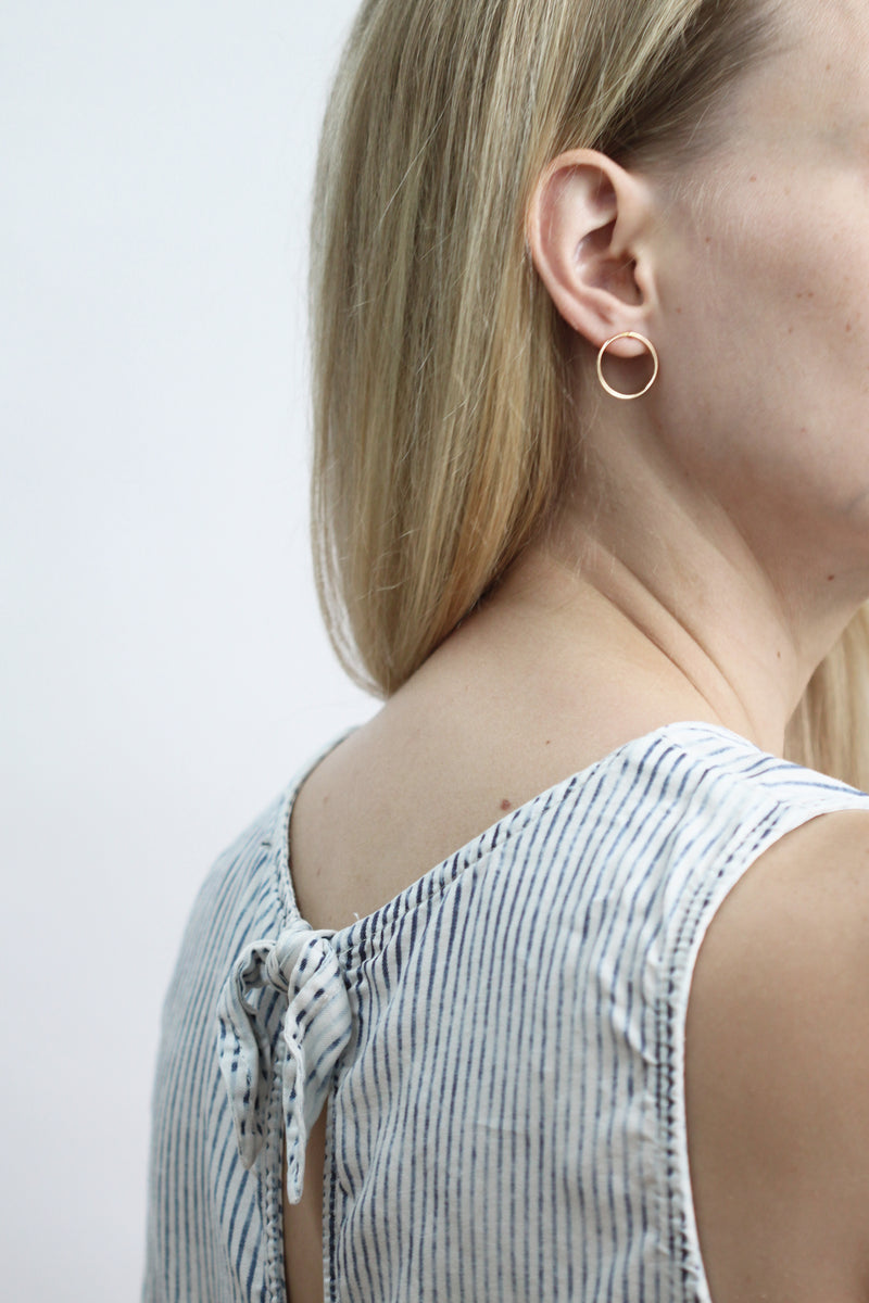 Boucles d'oreilles cercles // Doré