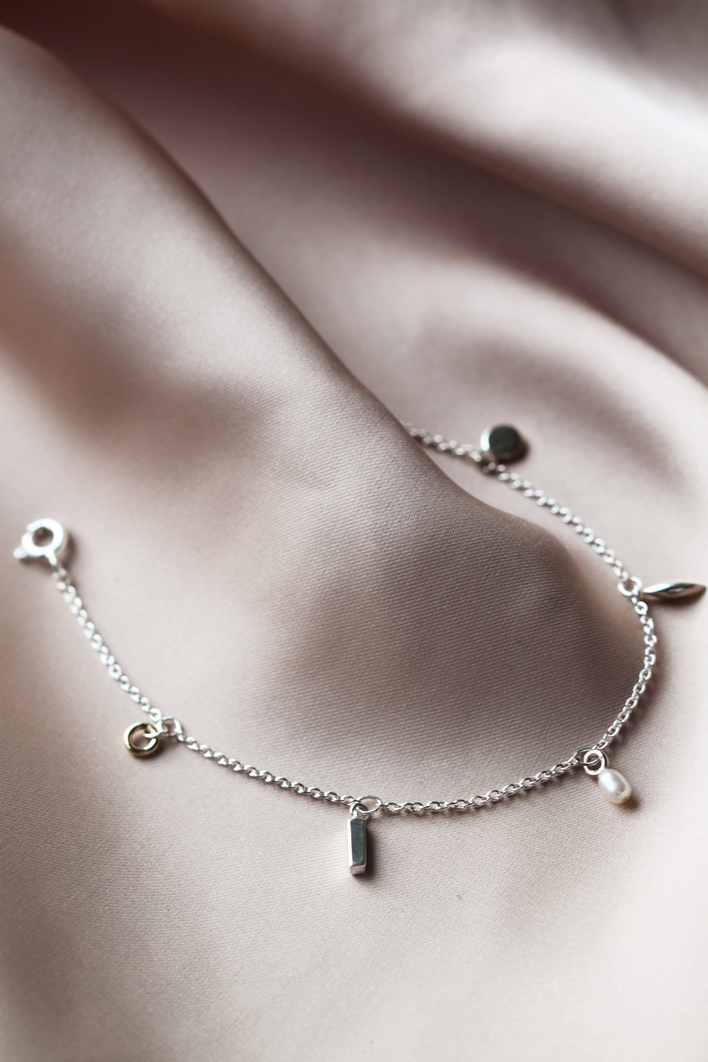 DERNIERS EXEMPLAIRES // Bracelet breloques // 2 tons