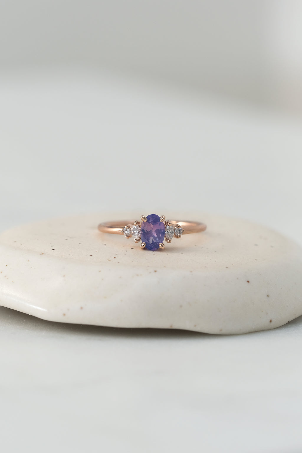 Bague ALICE // Saphir Tanzanie mauve