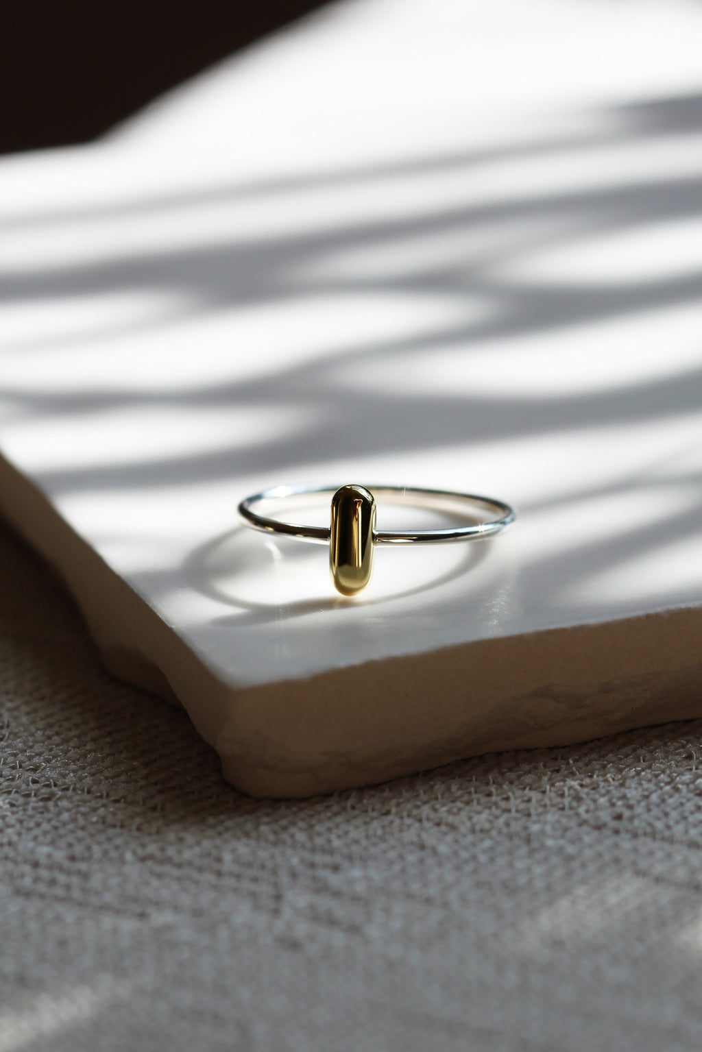 DERNIÈRE CHANCE // Bague barre ovale // 2 tons