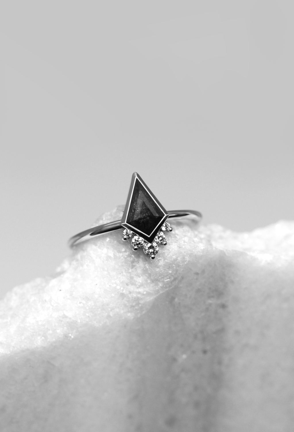 READY TO GO // Black KITE ring
