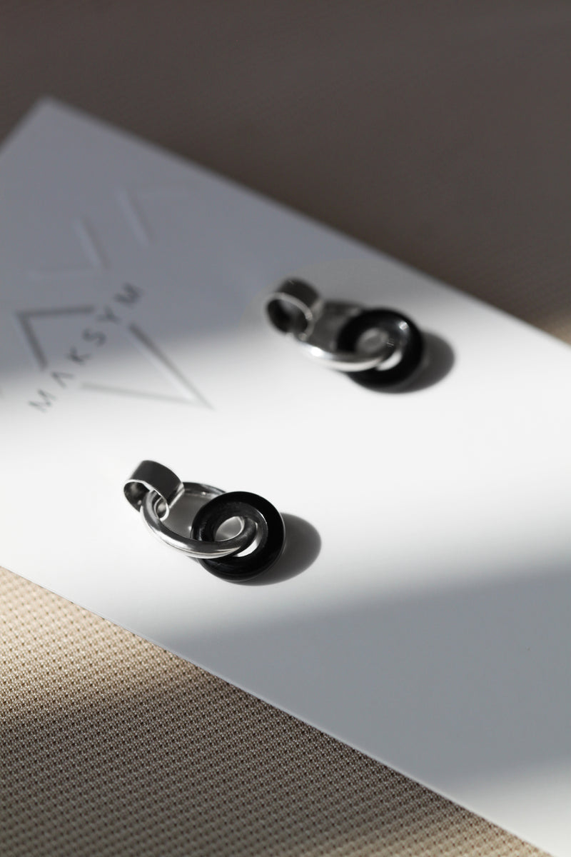 LAST UNITS // Hoop + black onyx earrings // Silver