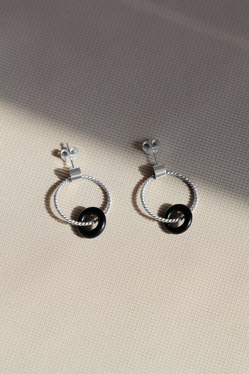 LAST CHANCE // Twisted hoop + black onyx earrings // Silver