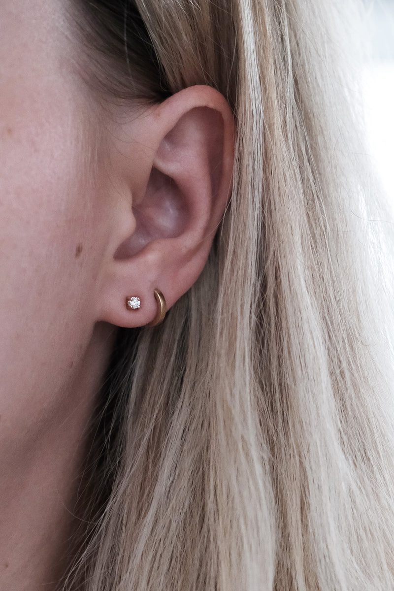 Flower earrings // Diamonds