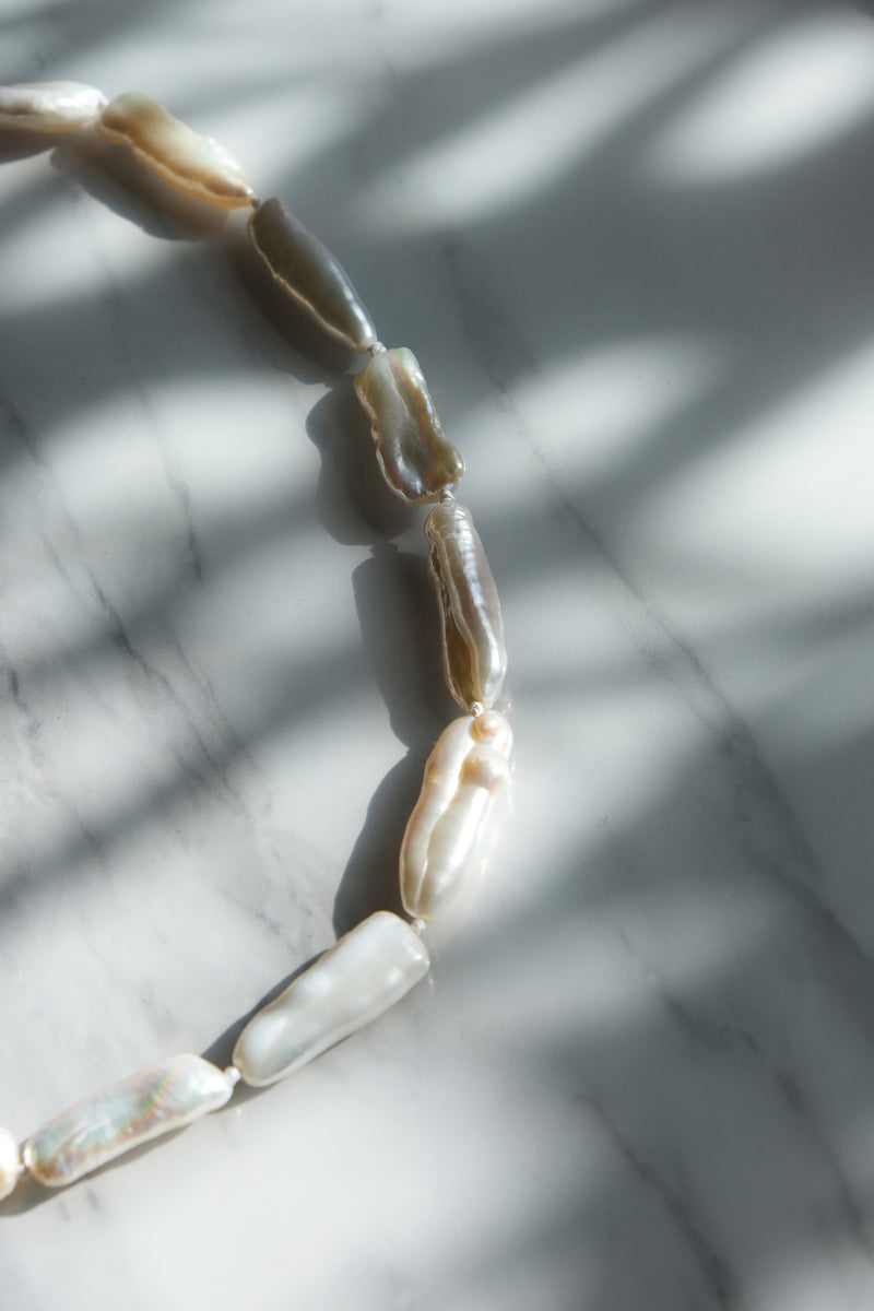 Collier de perles Biwa rectangles