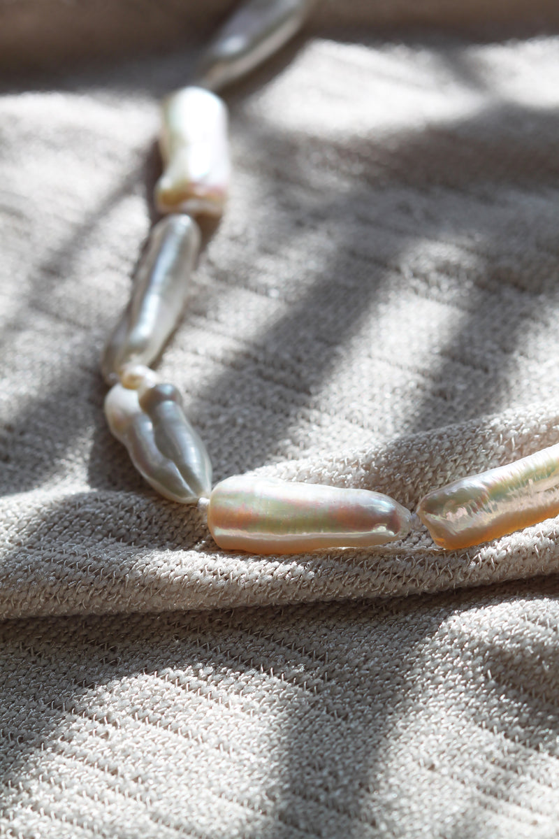 ONLINE EXCLUSIVE - Biwa rectangular pearl necklace