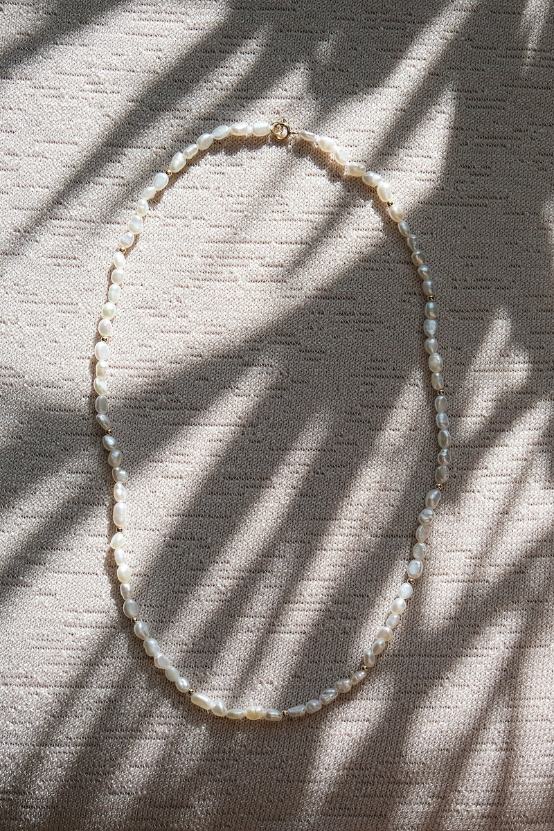 DERNIERS EXEMPLAIRES // Collier de perles riz + boules // Doré