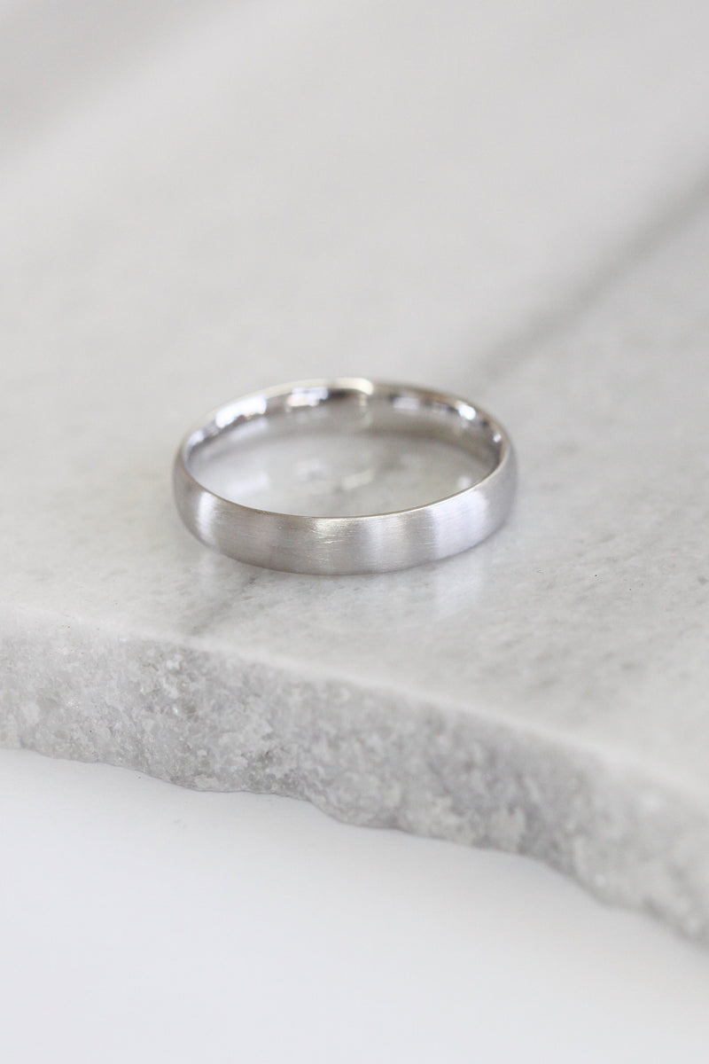 Jonc FÉLIX // 4 mm // Or 14K