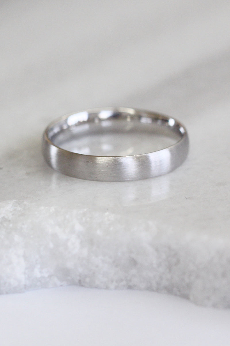 Jonc FÉLIX // 4 mm // Or 14K