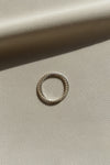 Interlocking ring // 2 tones