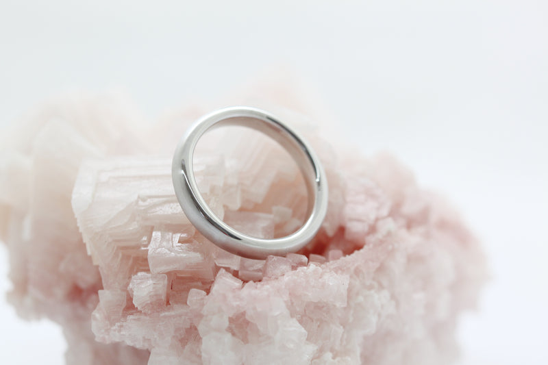 Jonc THÉO // 4 mm // Or 14K