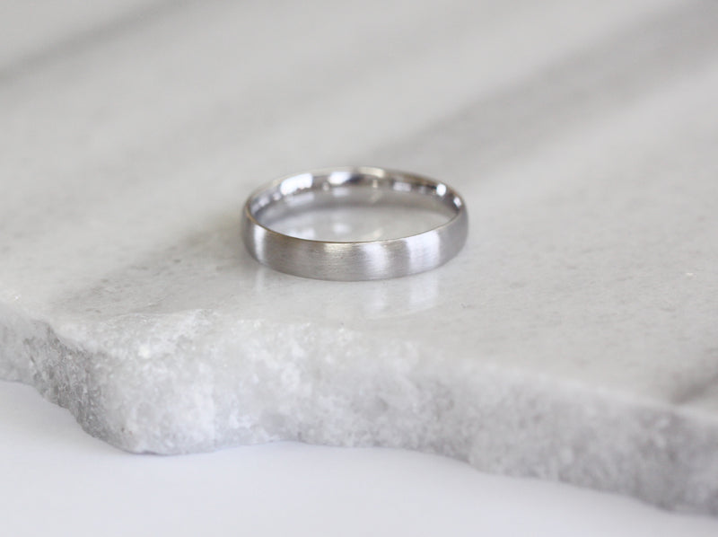 Jonc FÉLIX // 4 mm // Or 14K