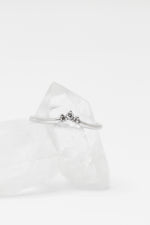 ROMY ring // 3 diamonds
